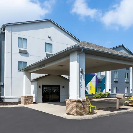 Spark By Hilton Indianapolis Northeast Fishers-2