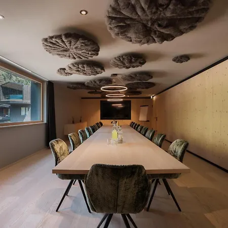 Amrai Suites-3