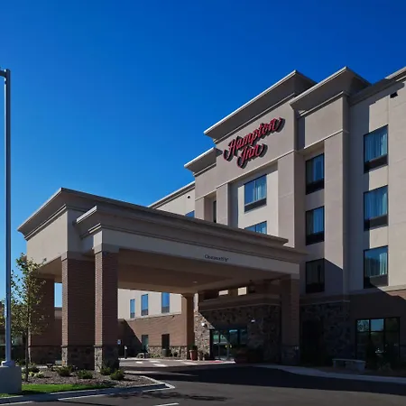 Hampton Inn Beloit-3