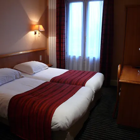 Brit Hotel Privilège Le Royal - Centre Gare-2