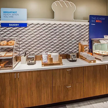 Holiday Inn Express - Times Square South By Ihg-2