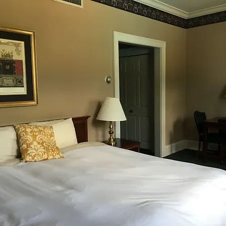 The Bertram Inn At Glenmoor-2