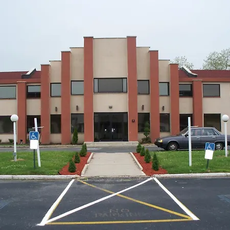 Budget Inn & Suites-3
