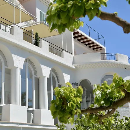 Auberge De La Calanque-3