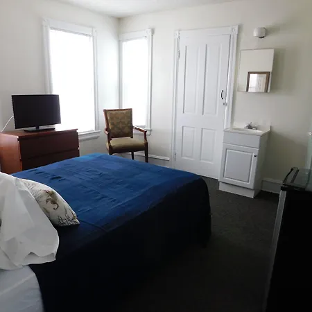 Blue Water Inn-3
