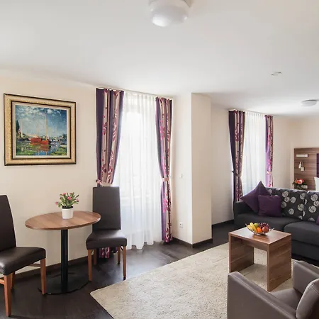 Batu Apart Hotel-3