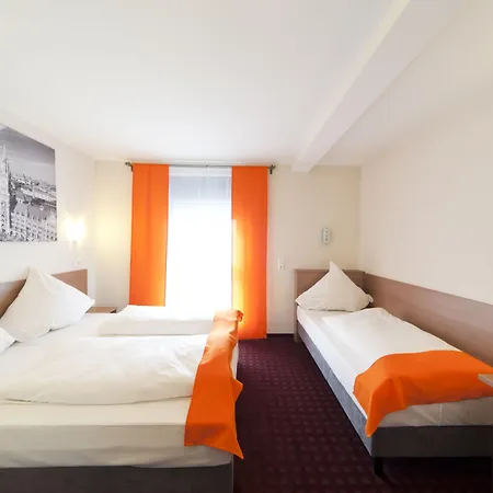 McDreams Hotel Wuppertal City-2