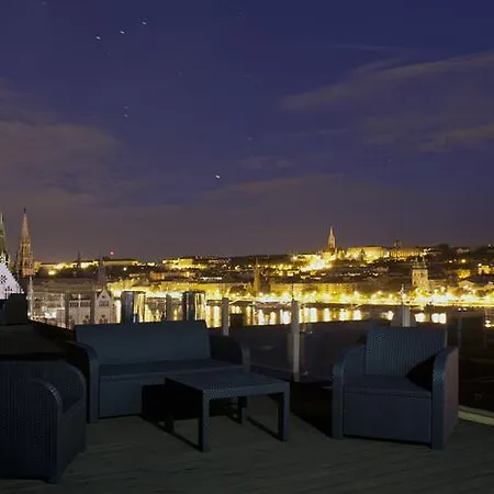 Parliament Penthouse Boutique B&B-2
