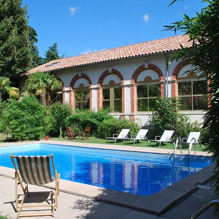 Hotel Les Bellugues-2