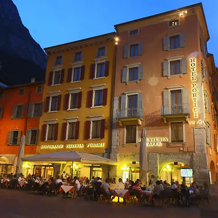 Hotel Portici - Romantik&Wellness-3