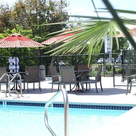Travelodge By Wyndham Vallejo-2