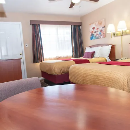 Esquire Inn-3