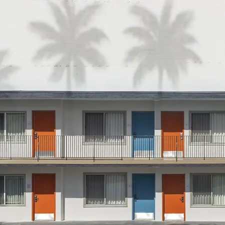 The Sojourn Los Angeles - Sherman Oaks-3