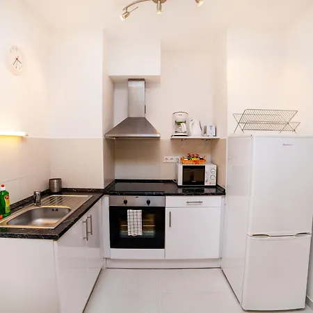Prince Apartments-3