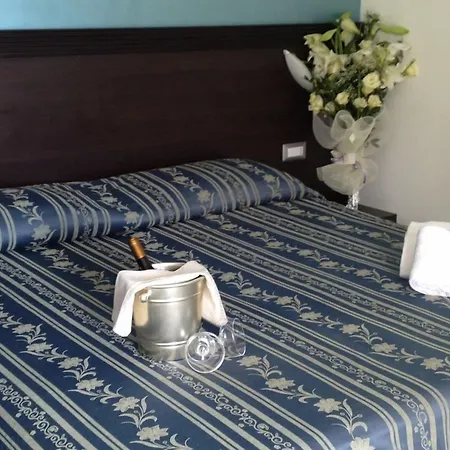 Hotel La Rosetta Scauri-3