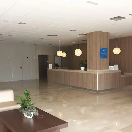 Hotel Adaria Vera-2