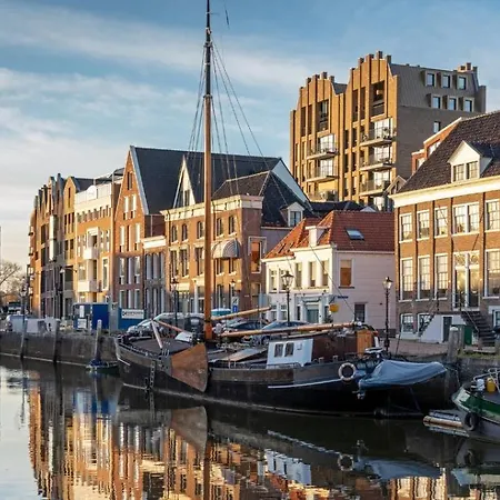 Thorbecke Canal View 45M2 Loft-2