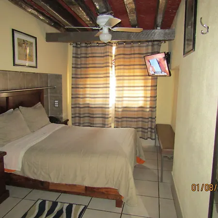 Hotel 1973-2