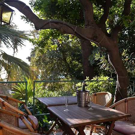 Hotel Petit Royal-2