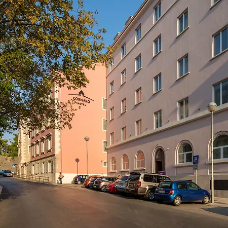 Cornaro Hotel-3