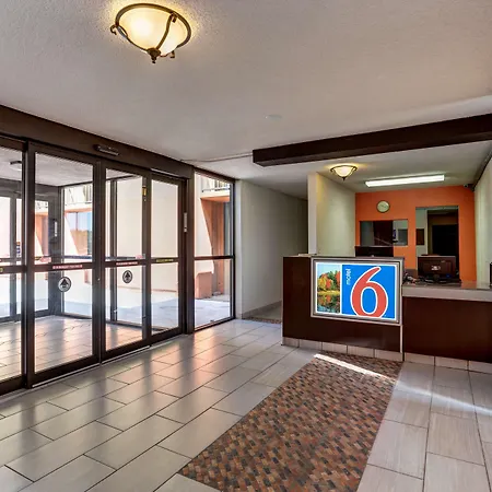 Motel 6 Jackson, Tn-2