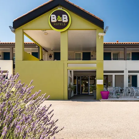 B&B HOTEL Perpignan Sud Porte d'Espagne-3