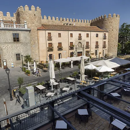 Hostal Restaurante Puerta del Alcázar-2