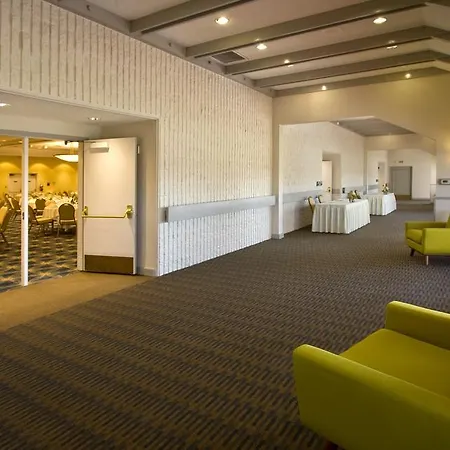 Inn At The Commons-3