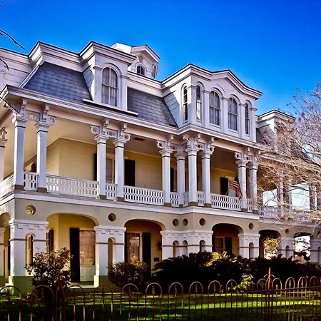 Dansereau House-3