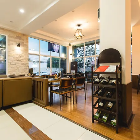 Adelphi Pattaya-3