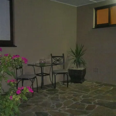 Sunnyridge Lodge-3