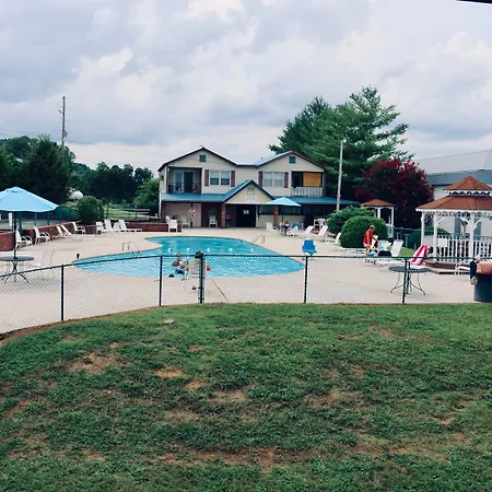 Baymont By Wyndham Cookeville-2