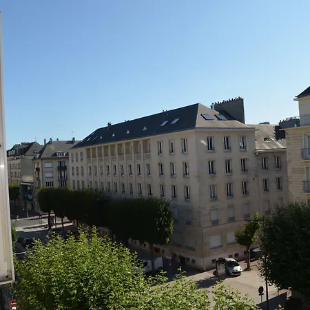 Logis Hotel Du Chateau-2