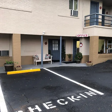 Ellijay Inn - Downtown Ellijay-3