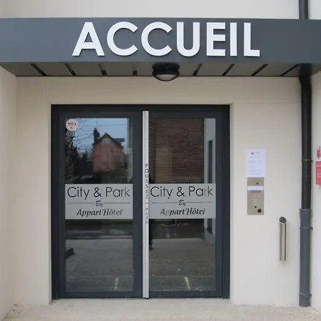 KOSY Appart'Hôtels City&Park Troyes-3