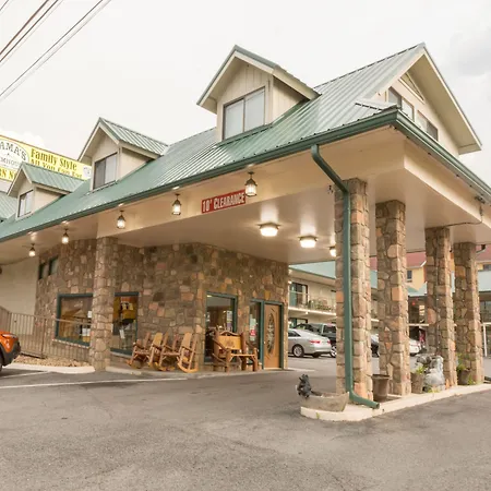 Mountain Breeze Motel-3