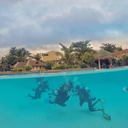 Thresher Cove Dive Resort-3