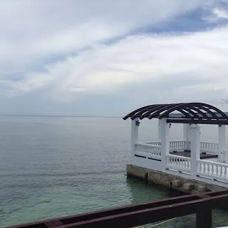 Waters Edge Guest House-3