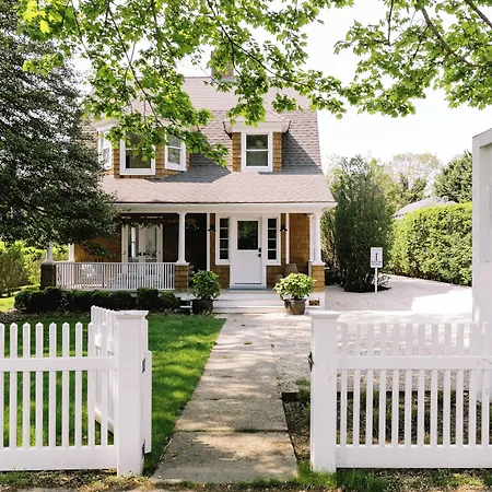 The Roundtree, Amagansett-3