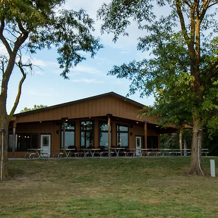 Lewis & Clark Resort-2