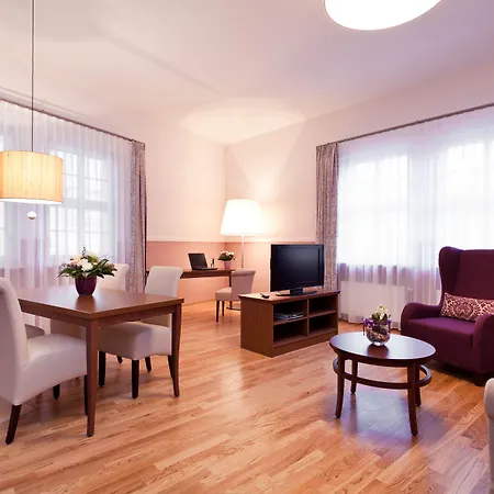 Aparthotel Am Schloss-3