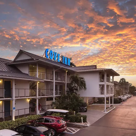 Cove Inn On Naples Bay-3