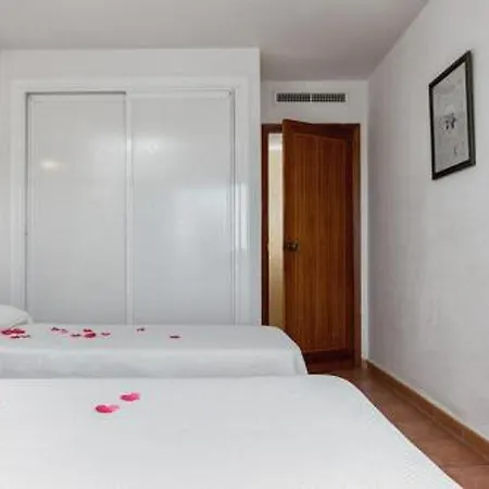 Embajador Apartamentos-2