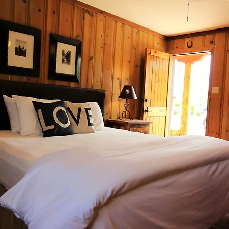 The Maverick Inn-2