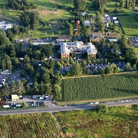 Mcmenamins Edgefield-2