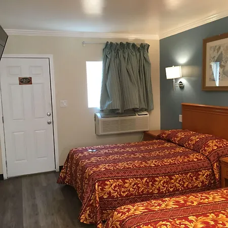 Lincoln Park Motel-2
