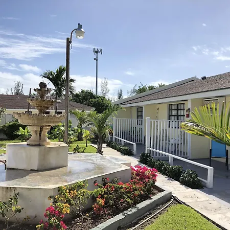 Colony Club Inn & Suites-3