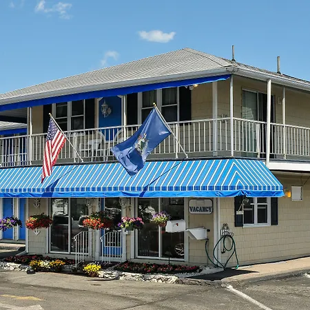 Friendship Oceanfront Suites-3