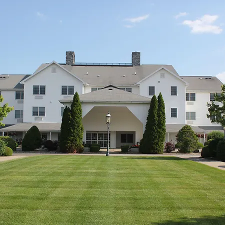 Farmstead Inn And Conference Center-2