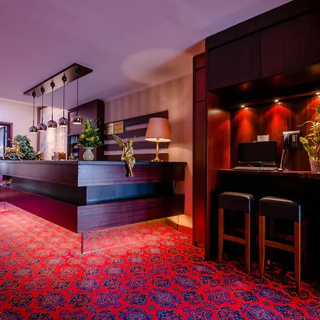 Hotel Goldener Hirsch-2